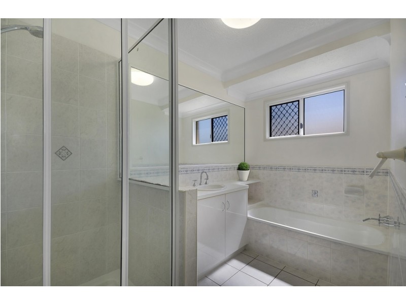 16 Sonata Place, Kirwan QLD 4817