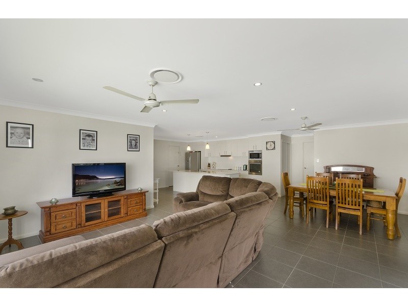 Lot 2 / 129 Mystic Avenue, Balgal Beach QLD 4816