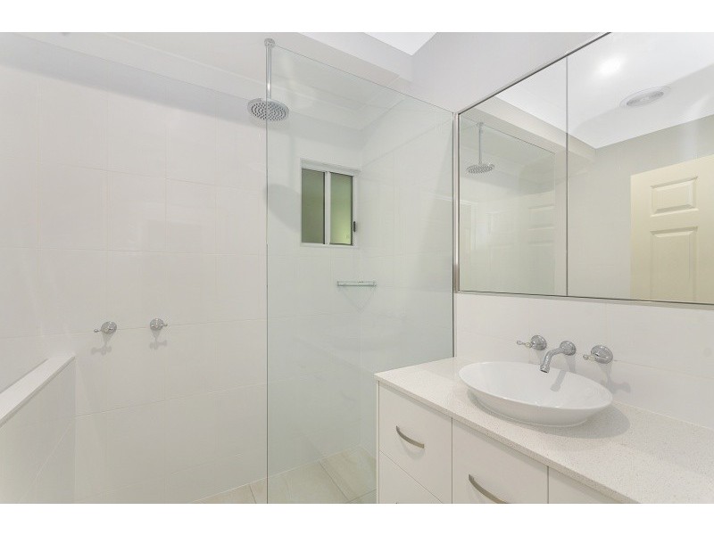 4A Greta Road, Oak Valley QLD 4811