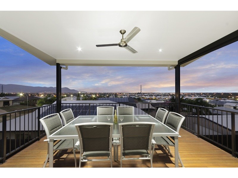 22 Adrian Rise, Mount Louisa QLD 4814