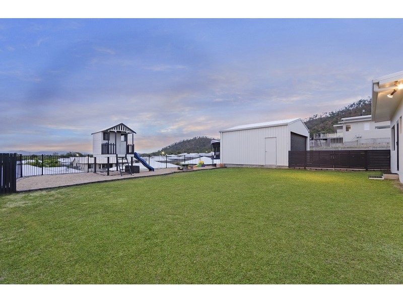 22 Adrian Rise, Mount Louisa QLD 4814