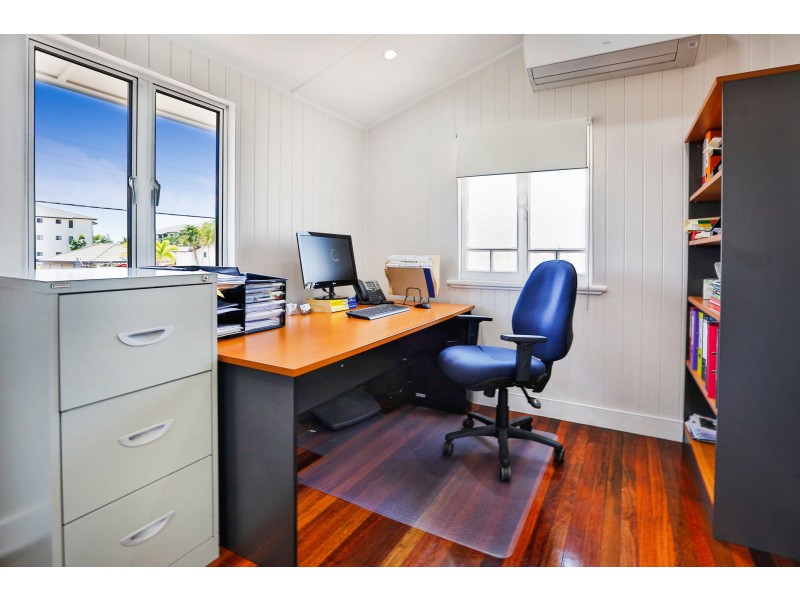 183 Ingham Road, West End QLD 4810