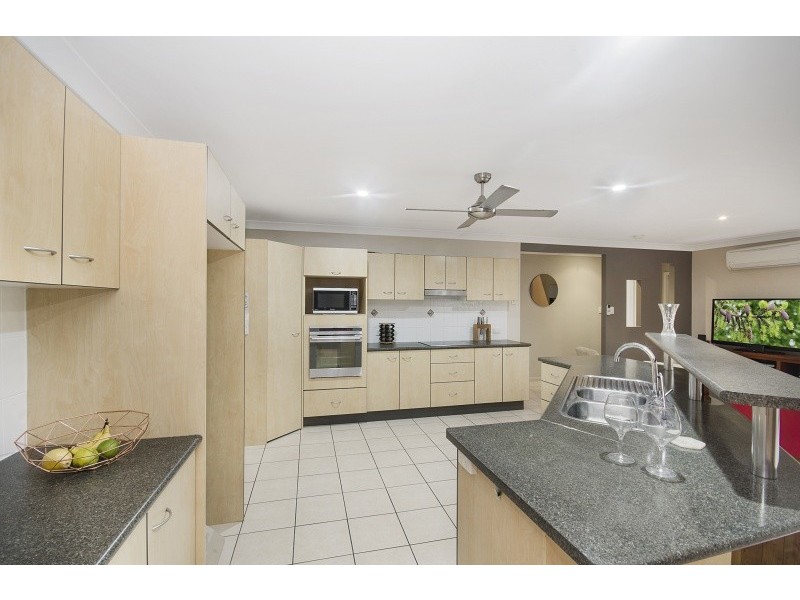 4 Monaro Circuit, Mount Louisa QLD 4814