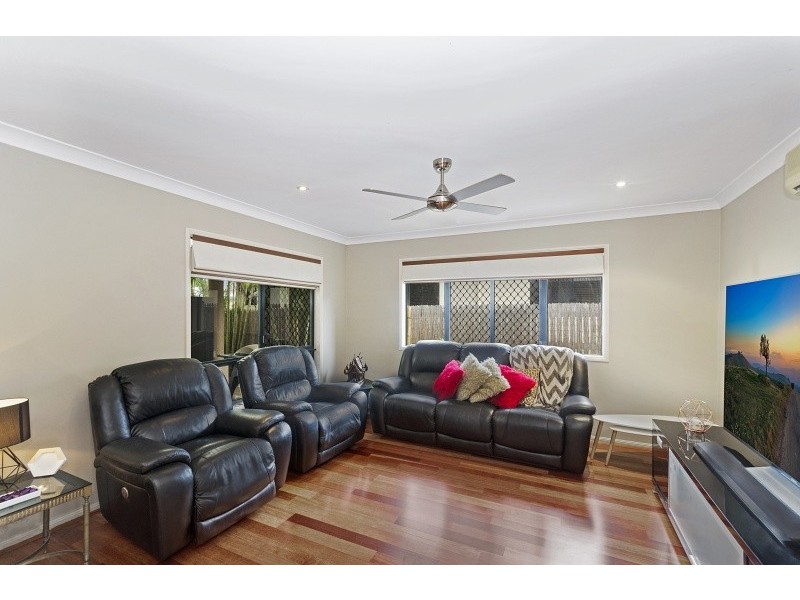 4 Monaro Circuit, Mount Louisa QLD 4814