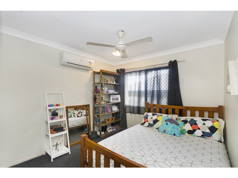 4 Monaro Circuit, Mount Louisa QLD 4814