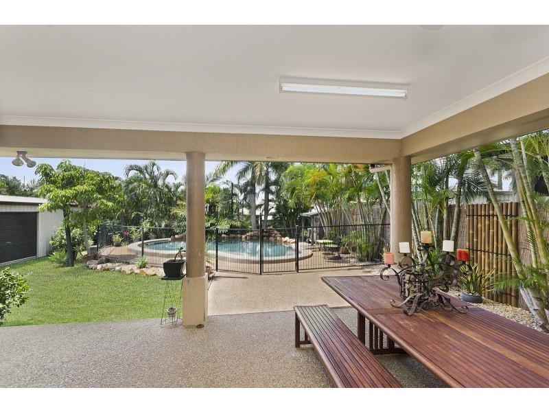 4 Monaro Circuit, Mount Louisa QLD 4814