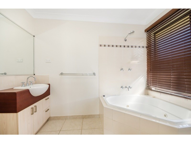 2 Chesterton Court, Kirwan QLD 4817
