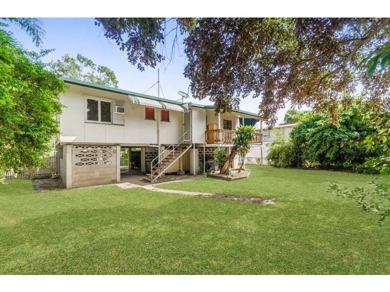 21 Ellimatta Avenue, Cranbrook QLD 4814