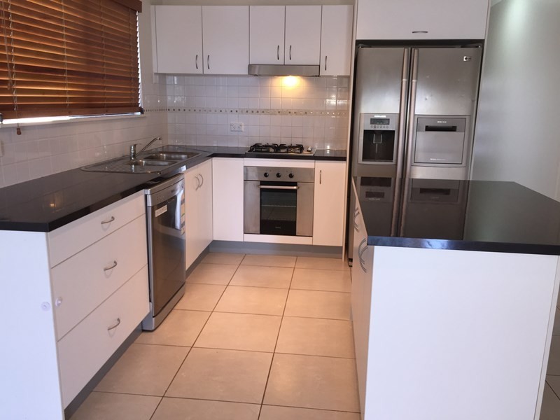 1 Burnham Street, Kirwan QLD 4817