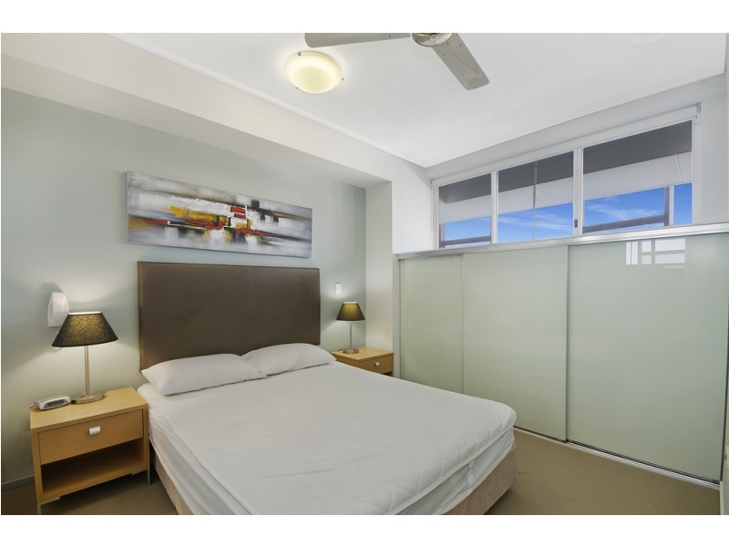 23/2-4 Kingsway Place, Townsville City QLD 4810