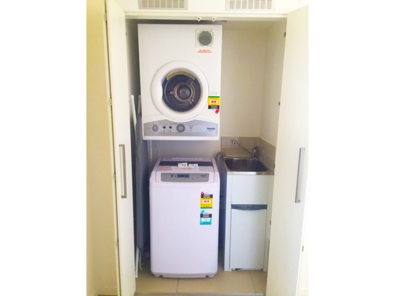 14/3 Kingsway Place, Townsville City QLD 4810