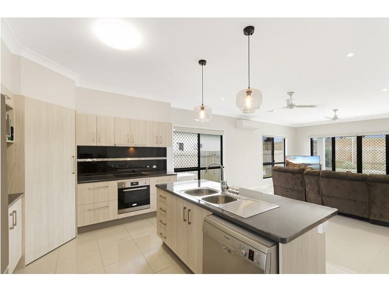 60 Poinsettia Drive, Bohle Plains QLD 4817