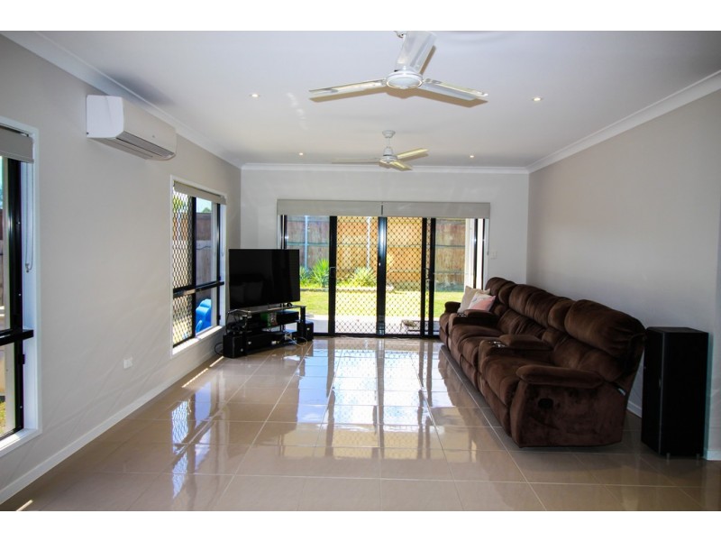 60 Poinsettia Drive, Bohle Plains QLD 4817