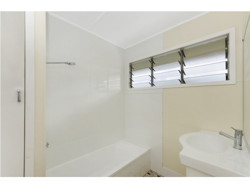 20 Maroong Street, Currajong QLD 4812