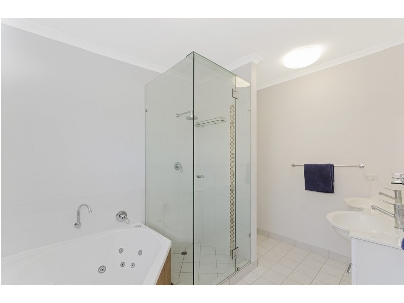 4 Queens Road, Railway Estate QLD 4810