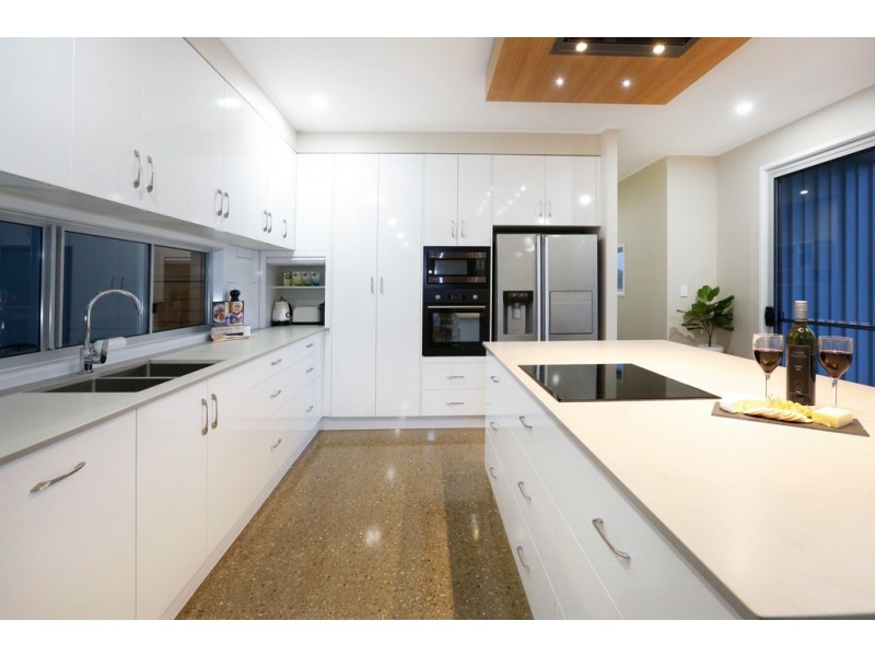 109 Sunhaven Boulevard, Burdell QLD 4818