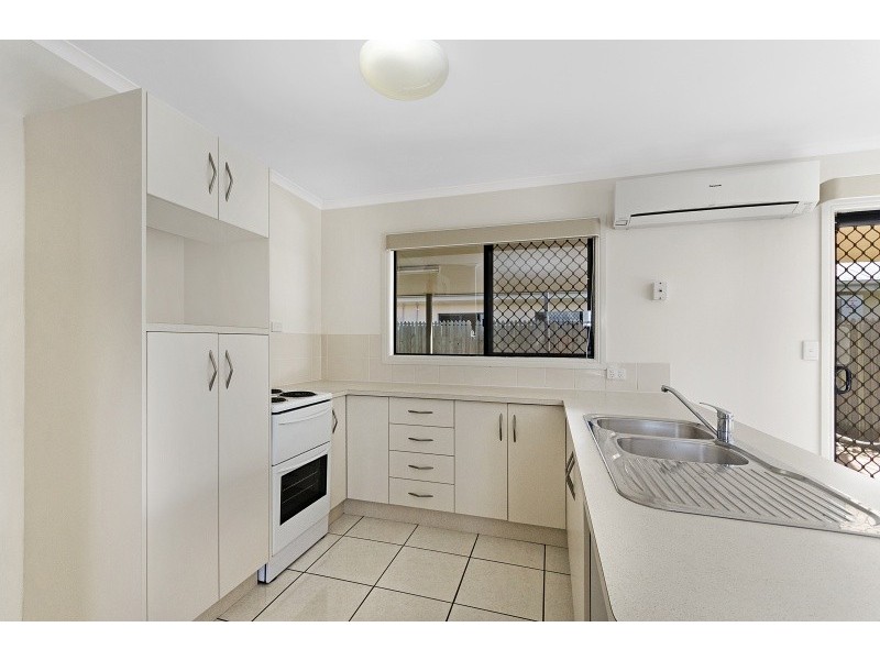 7 Bellamy Street, Rasmussen QLD 4815