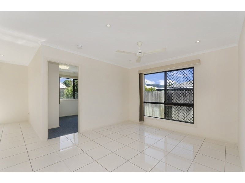 7 Bellamy Street, Rasmussen QLD 4815