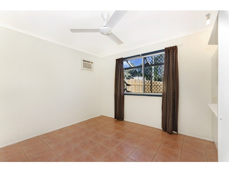 20a Pankina Street, Mount Louisa QLD 4814