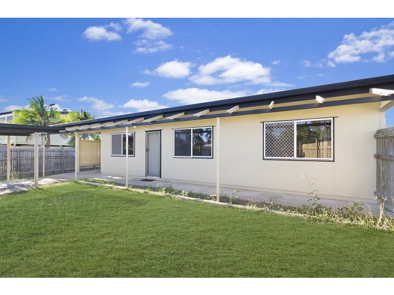 20a Pankina Street, Mount Louisa QLD 4814