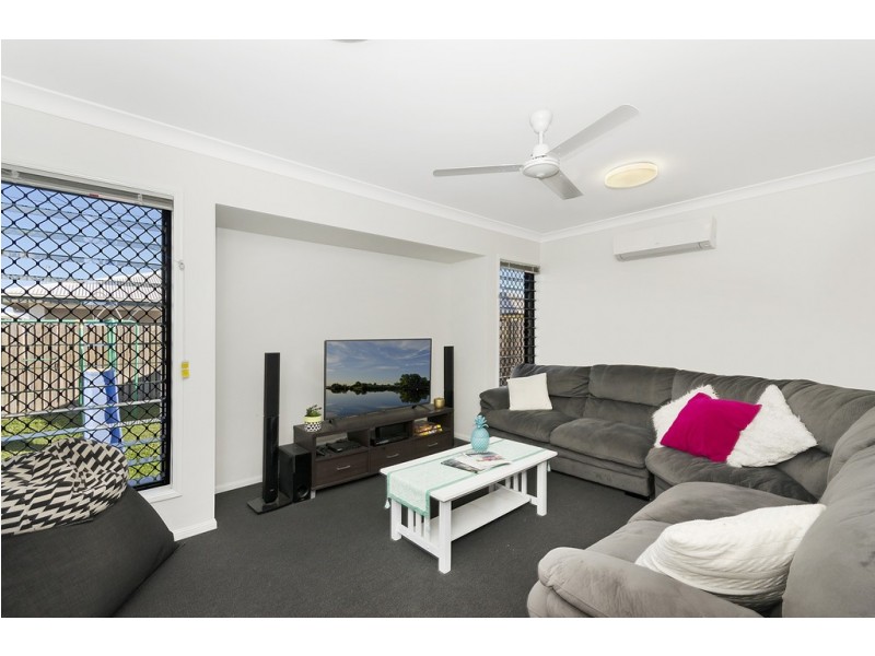 7 Dahlia Street, Burdell QLD 4818