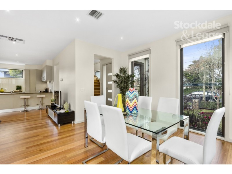 1/63 Lucknow Street, Mitcham VIC 3132