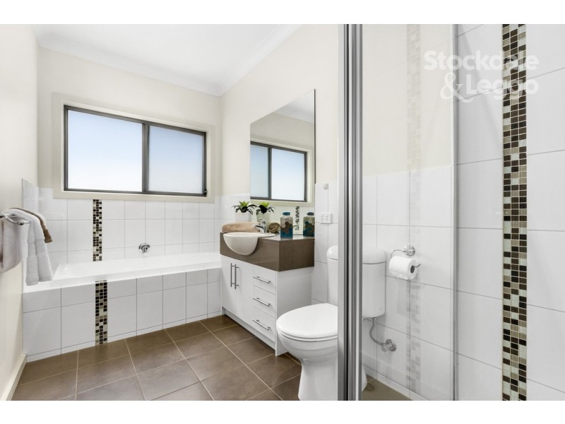 1/63 Lucknow Street, Mitcham VIC 3132