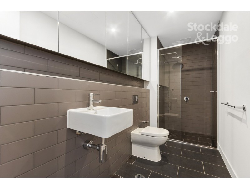 111/83 Tram Road, Doncaster VIC 3108