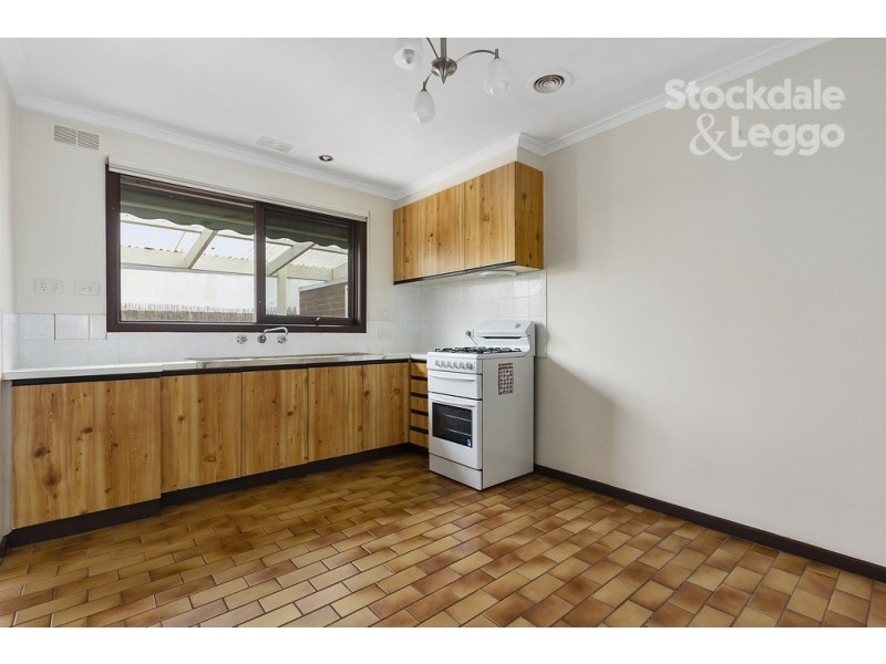 2/18 Freeman Street, Ringwood East VIC 3135