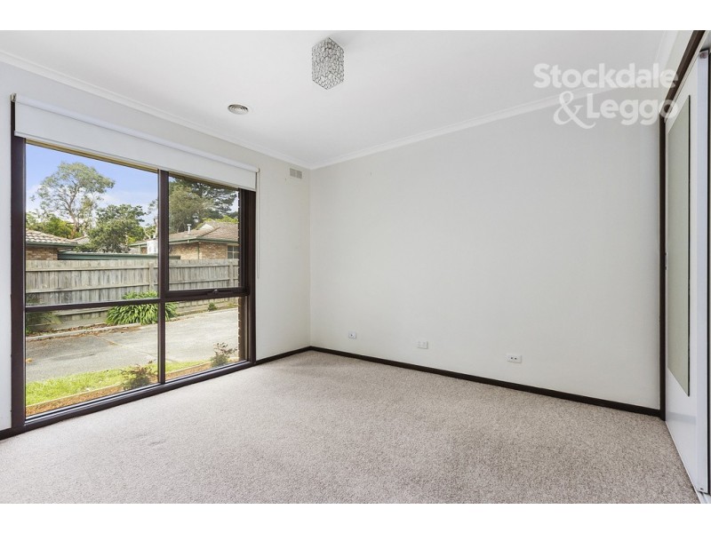 2/18 Freeman Street, Ringwood East VIC 3135