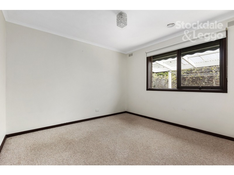 2/18 Freeman Street, Ringwood East VIC 3135