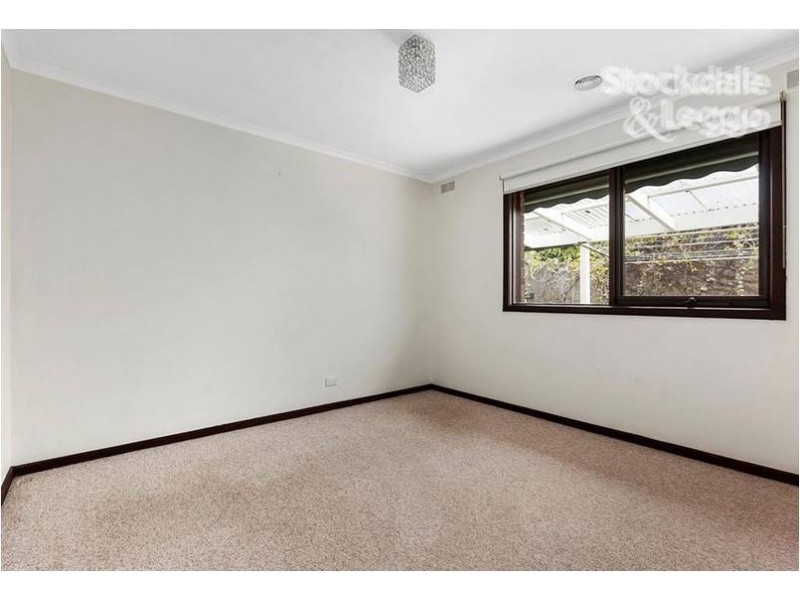 2/18 Freeman Street, Ringwood East VIC 3135