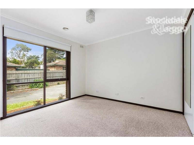 2/18 Freeman Street, Ringwood East VIC 3135
