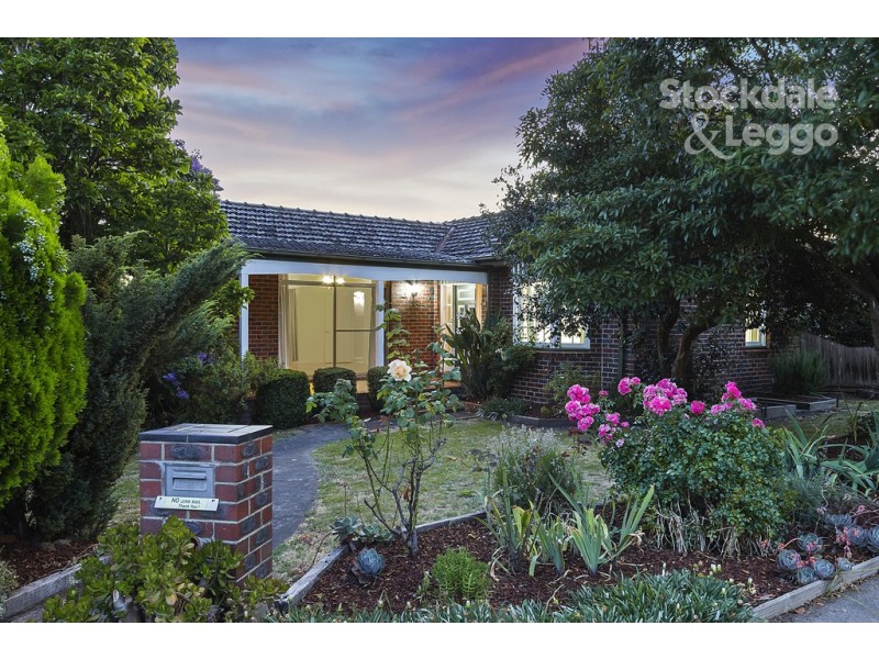 18 Fisher Street, Forest Hill VIC 3131