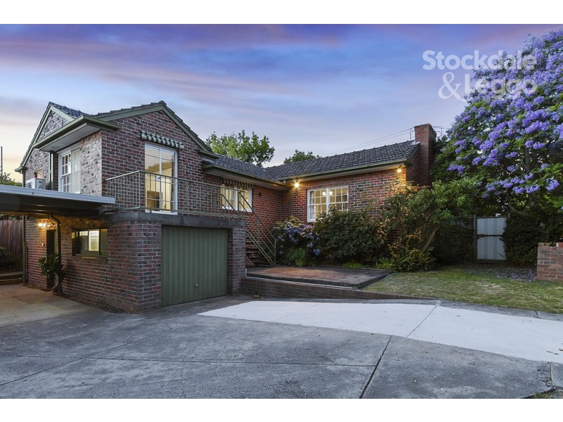18 Fisher Street, Forest Hill VIC 3131
