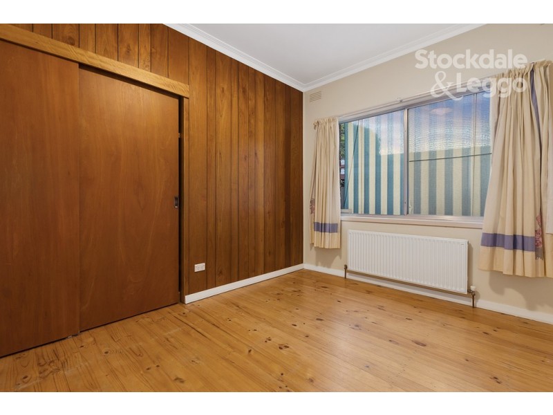 18 Fisher Street, Forest Hill VIC 3131