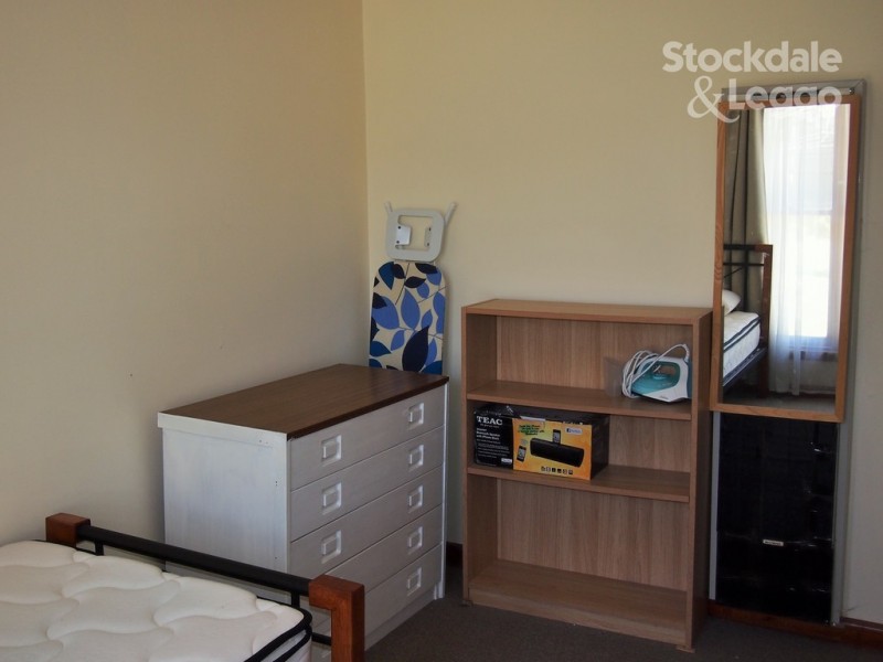 Room 3 17 Laughlin Avenue, Nunawading VIC 3131