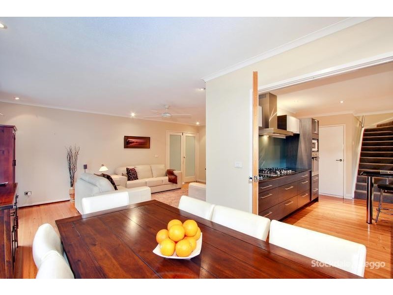 1 Dehaviland Avenue, Forest Hill VIC 3131
