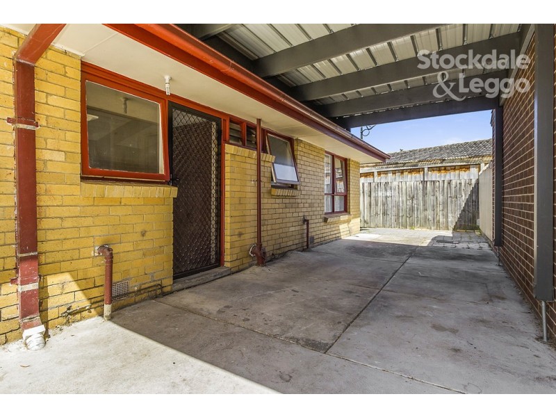 37 Belvedere Road, Seaford VIC 3198