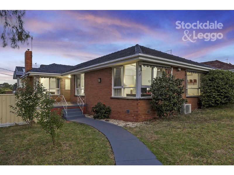 53 Morrie Crescent, Blackburn North VIC 3130