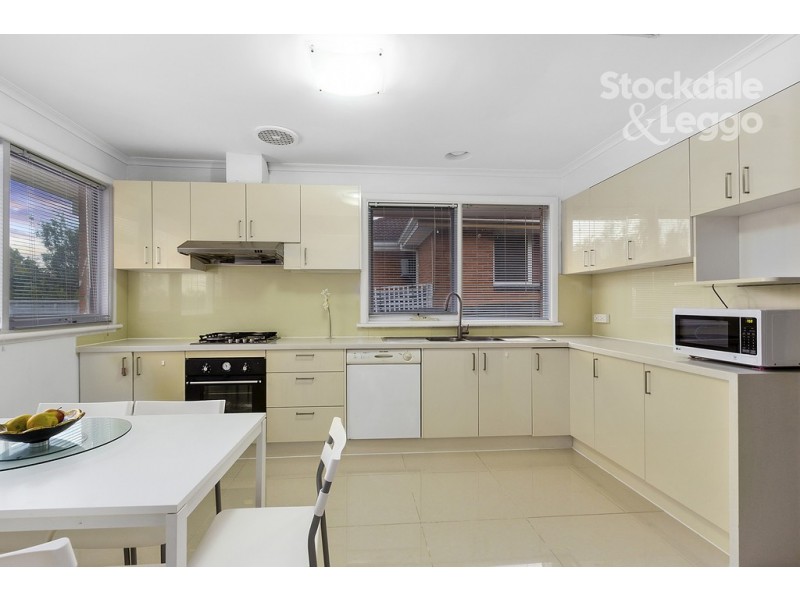 53 Morrie Crescent, Blackburn North VIC 3130