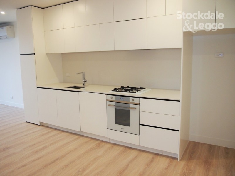 712/2-4 Elland Avenue, Box Hill VIC 3128
