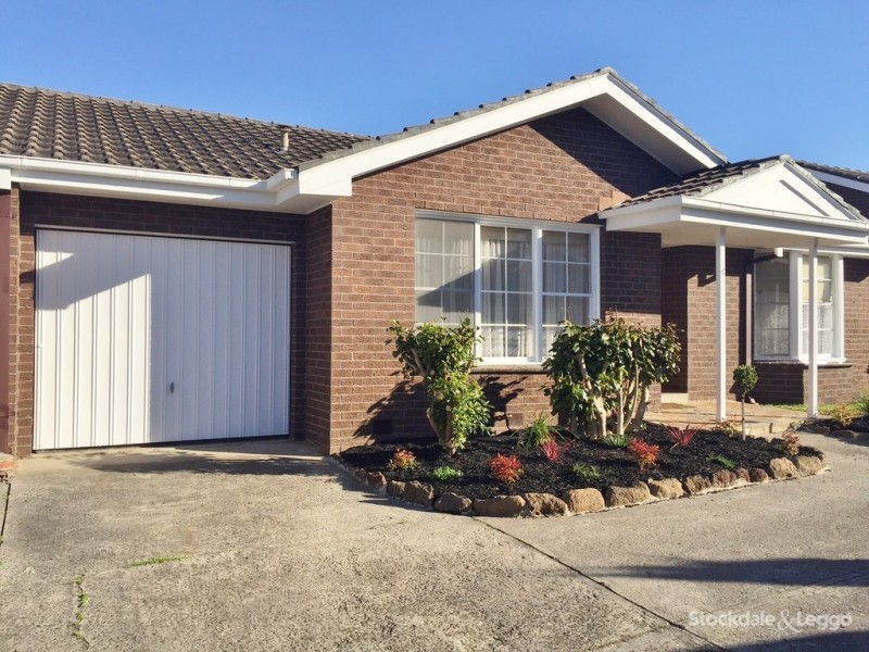 4/92-94 Main Street, Blackburn VIC 3130