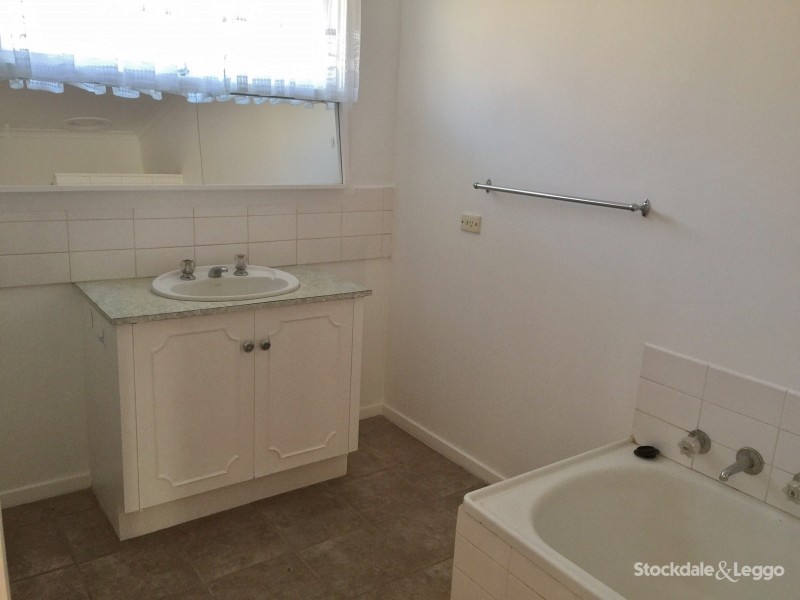 4/92-94 Main Street, Blackburn VIC 3130