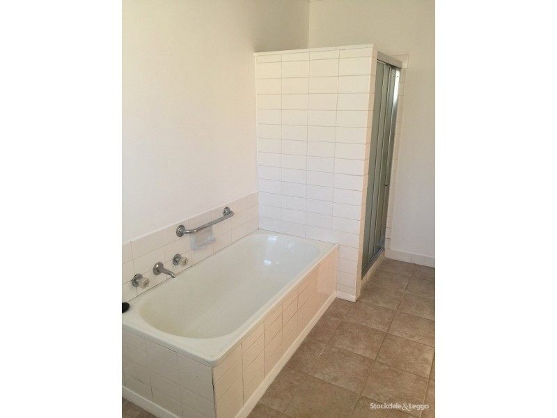 4/92-94 Main Street, Blackburn VIC 3130