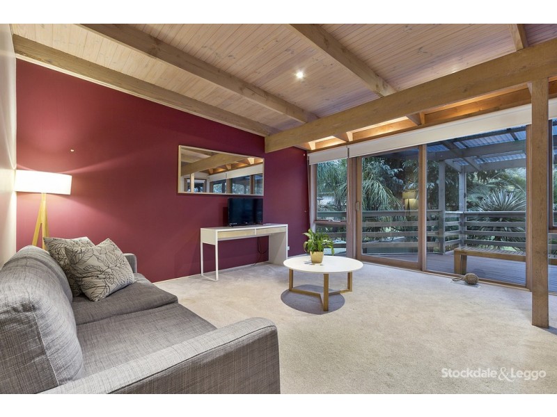 18 Orr Lane, Montmorency VIC 3094