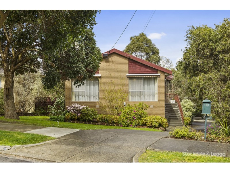 32 Koolkuna Avenue, Doncaster VIC 3108