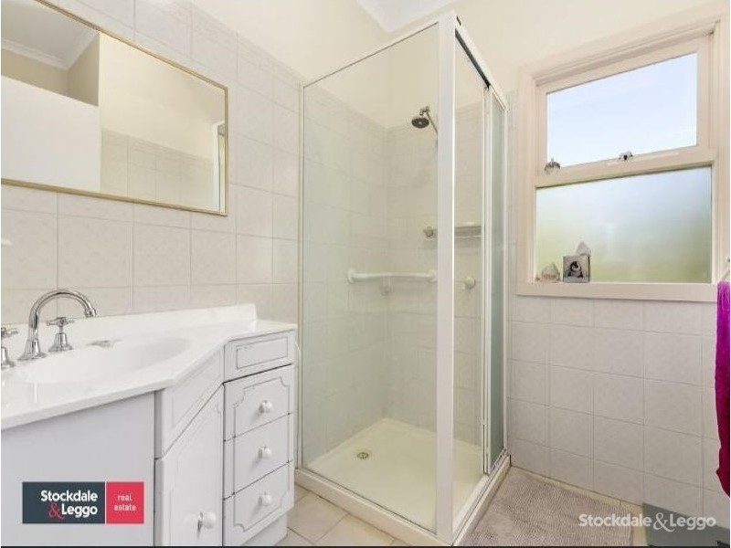 4 Aberdeen Road, Blackburn South VIC 3130