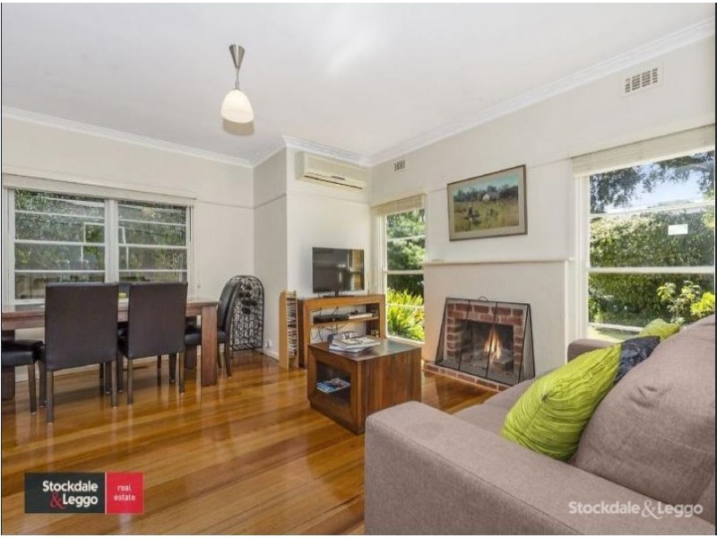 4 Aberdeen Road, Blackburn South VIC 3130