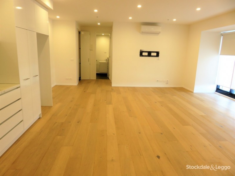 402/17-21 Queen Street, Blackburn VIC 3130